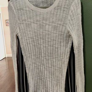 VEUC Sz M MK Womens White Ribbed Lightweight Round Neck Sweater
